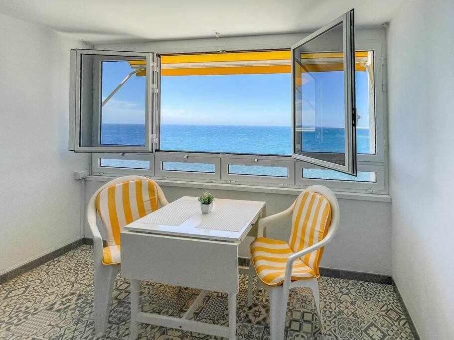 Ocean Front Apartment Маспаломас Екстериор снимка